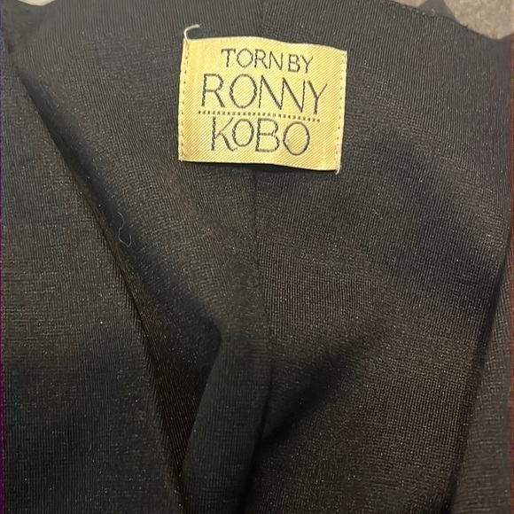 Torn by Ronny Kobo Black V-Neck Bodysuit w/Padded Shoulders S - Picture 6 of 7